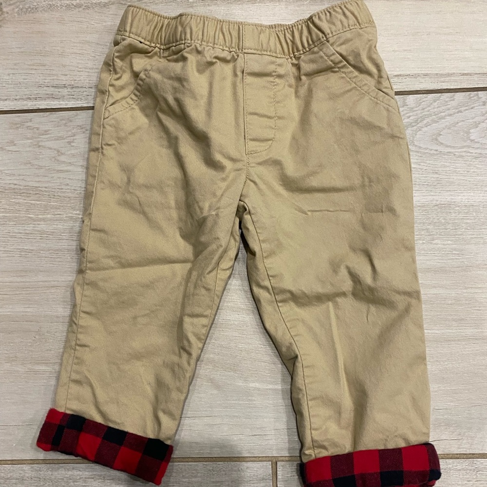 Old navy baby red buffalo plaid cuff pants in size 12-18 months